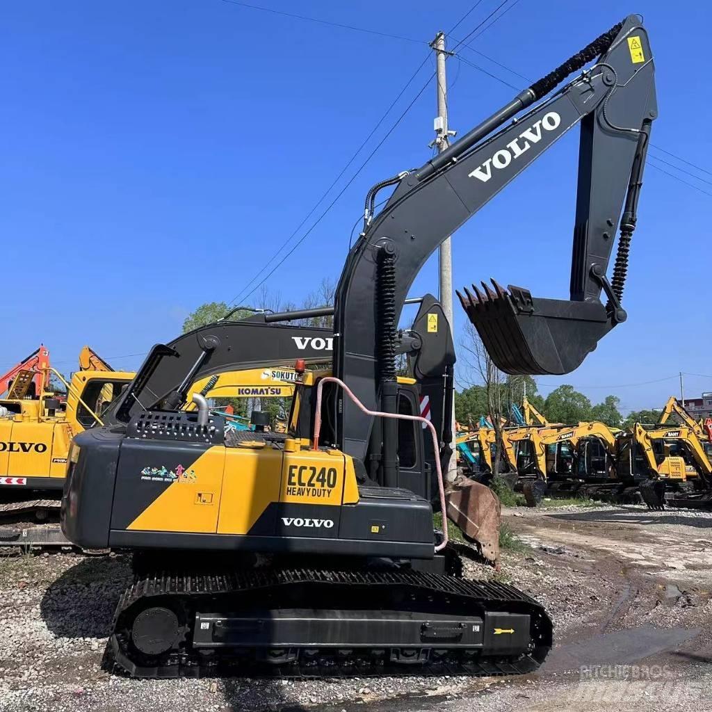 Volvo EC 240 Lánctalpas kotrók