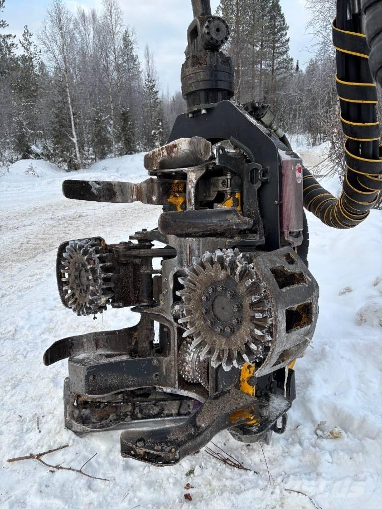 Ponsse SCORPION 8W Betakarítók