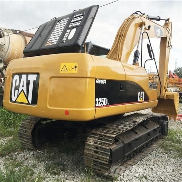 CAT 325 D L Lánctalpas kotrók