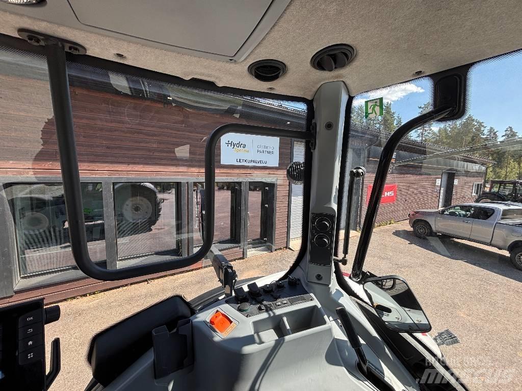 Valtra Q 305 Traktorok