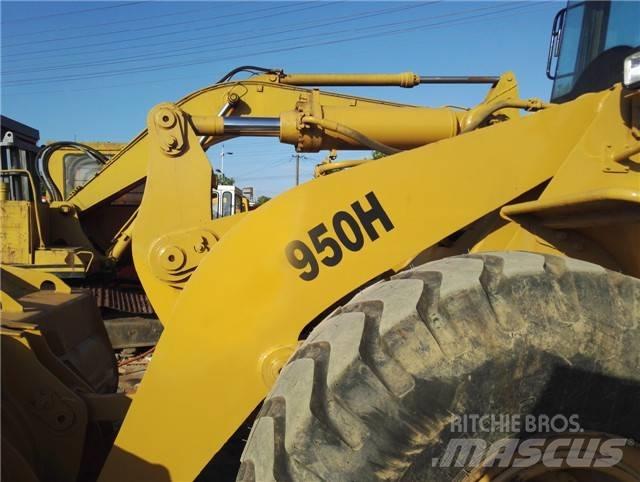 CAT 950 H Gumikerekes homlokrakodók
