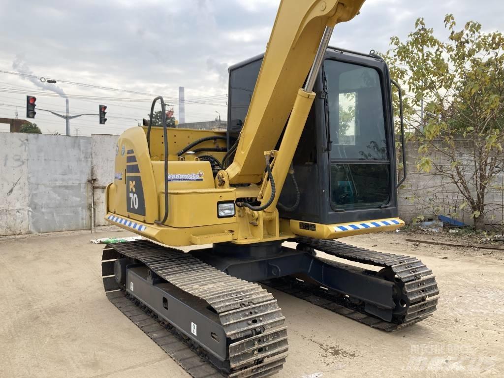 Komatsu PC 70-8 Lánctalpas kotrók