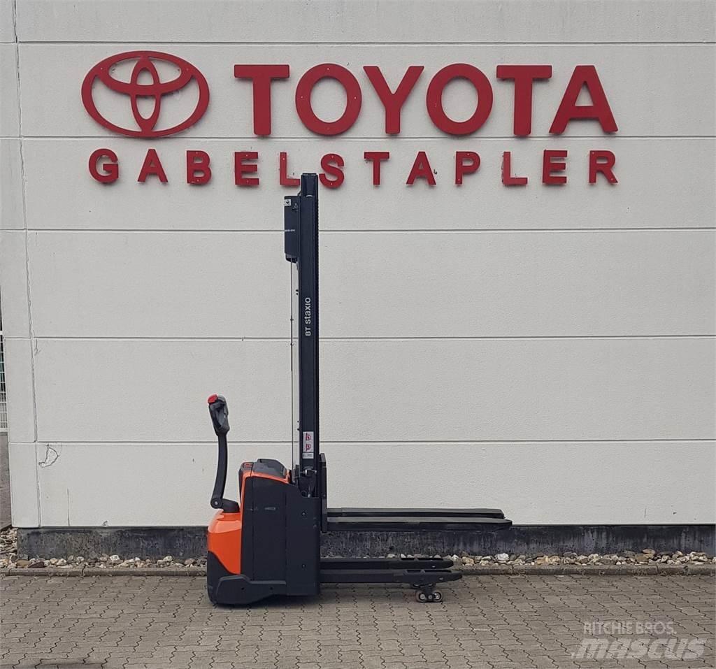 Toyota SWE120L Gyalogkíséretű targonca