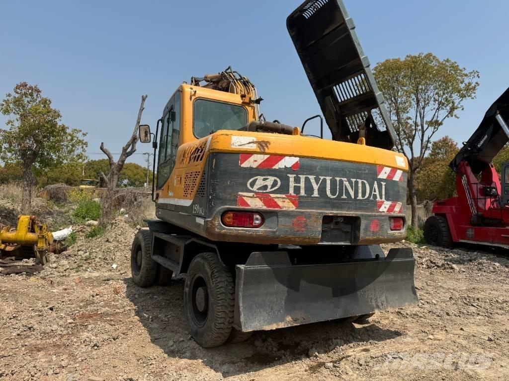 Hyundai R150W-9 Gumikerekes kotrók