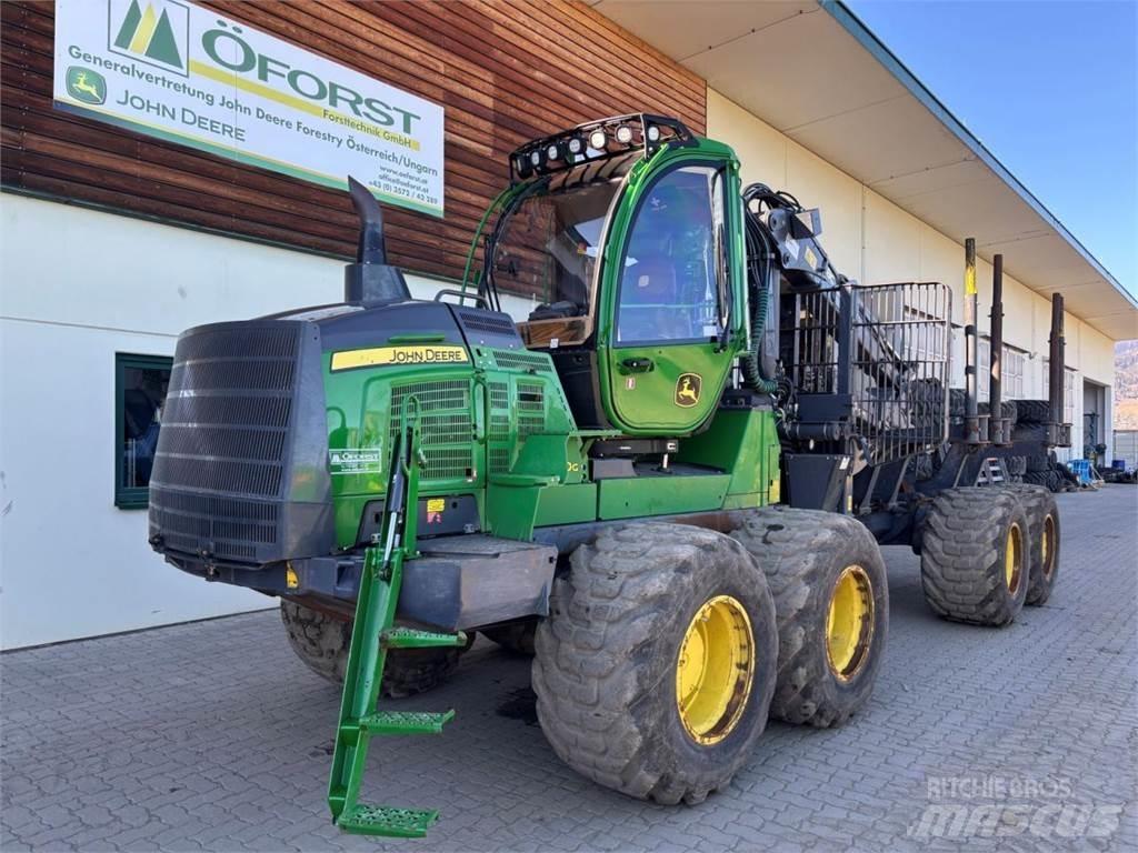 John Deere 1210 G Kihordók