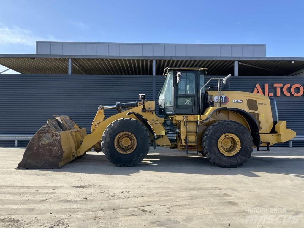 CAT 972M Gumikerekes homlokrakodók