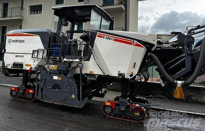Wirtgen W200Fi Betontörő gépek
