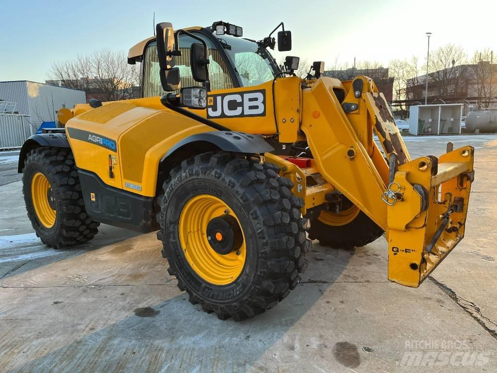 JCB 542X70 AGRI PRO Teleszkópos rakodók