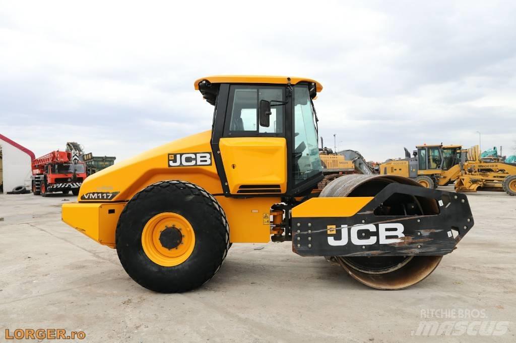 JCB VM 117 Talajtömörítő gépek