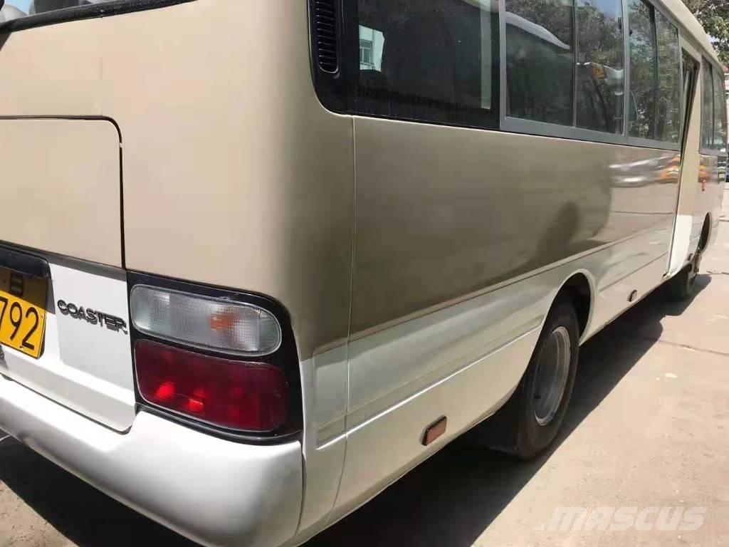 Toyota Coaster Bus Mini buszok
