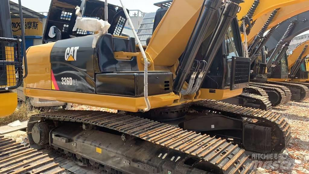 CAT 326D Lánctalpas kotrók