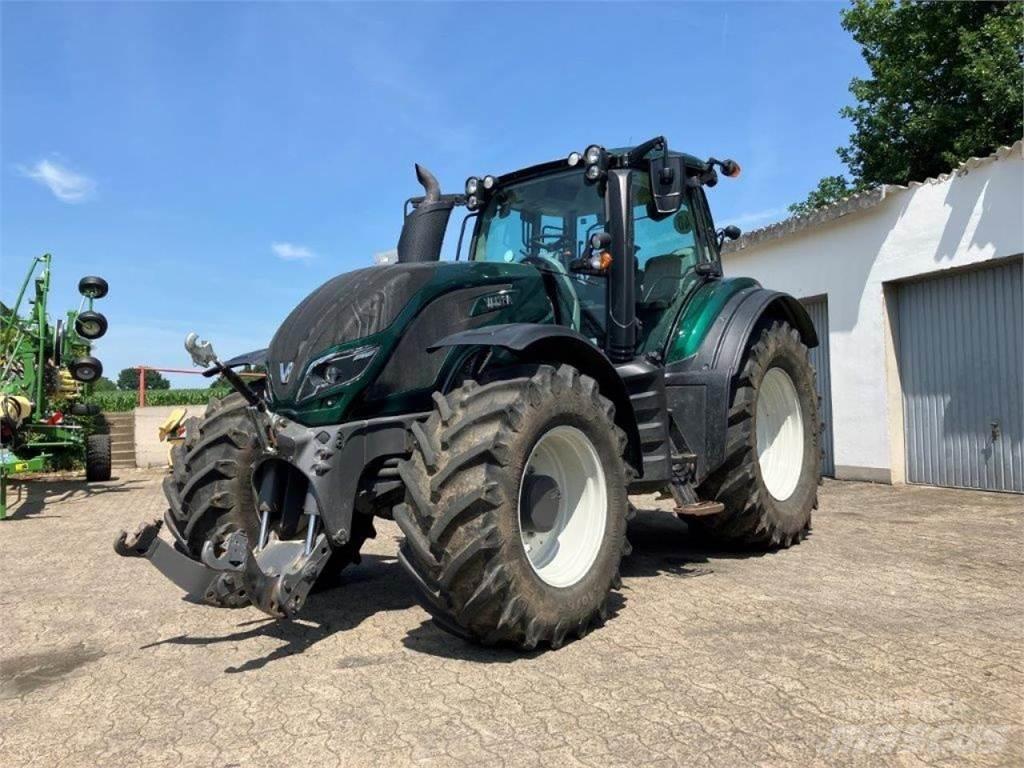 Valtra T154 Active Traktorok