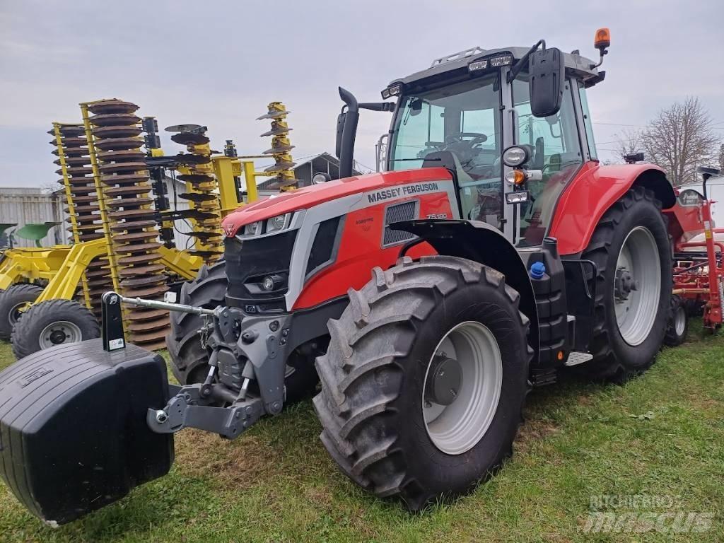 Massey Ferguson 7 S Traktorok