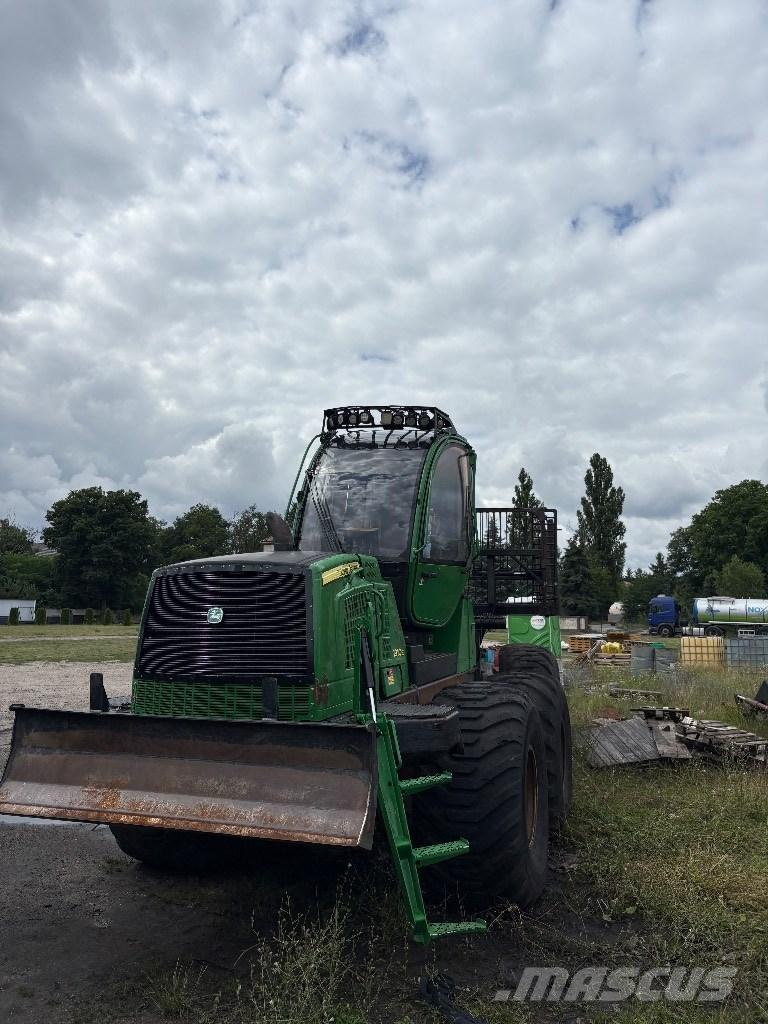 John Deere 1910E Kihordók