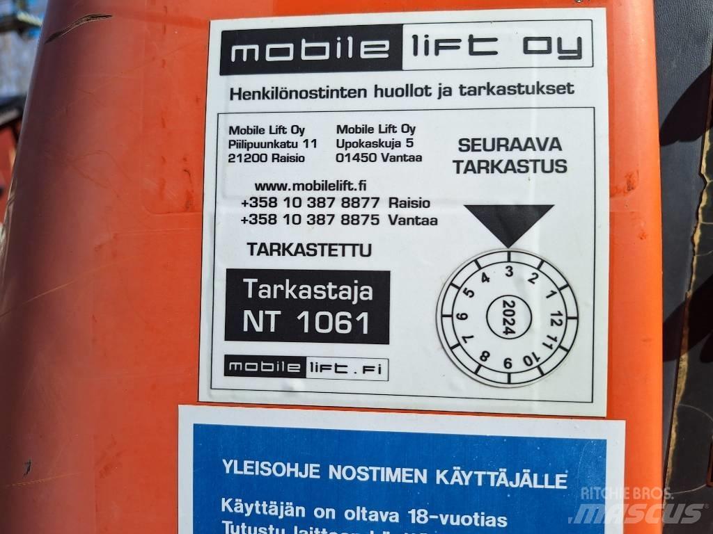 JLG 460 SJ Karos emelők