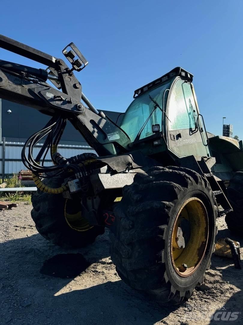 Timberjack 870B Betakarítók