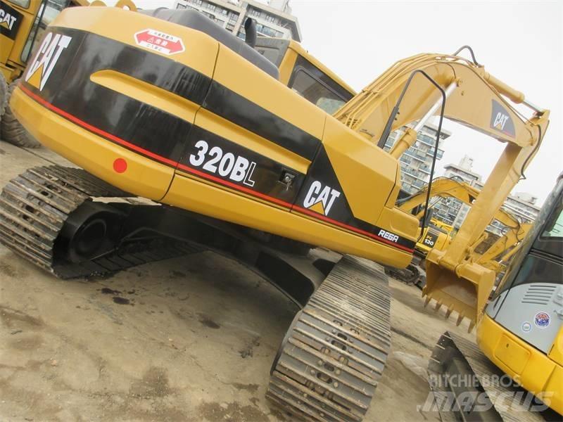 CAT 320 B L Lánctalpas kotrók