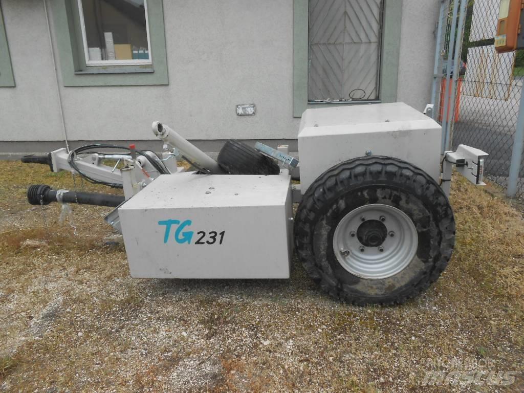  Gujer TG 231 Egyéb trágyázógépek és tartozékok