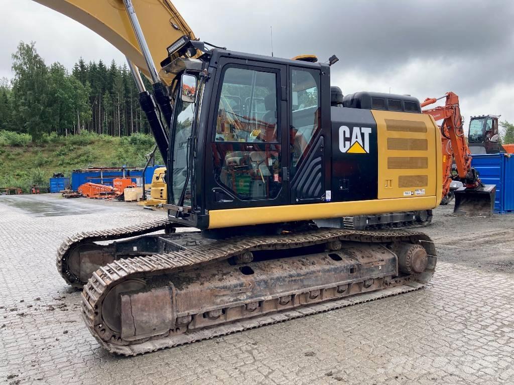 CAT 326 F L Lánctalpas kotrók