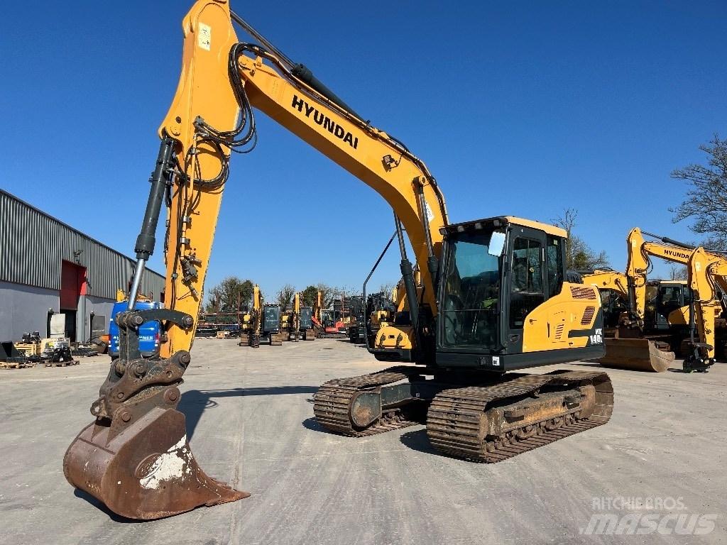 Hyundai HX140L Lánctalpas kotrók