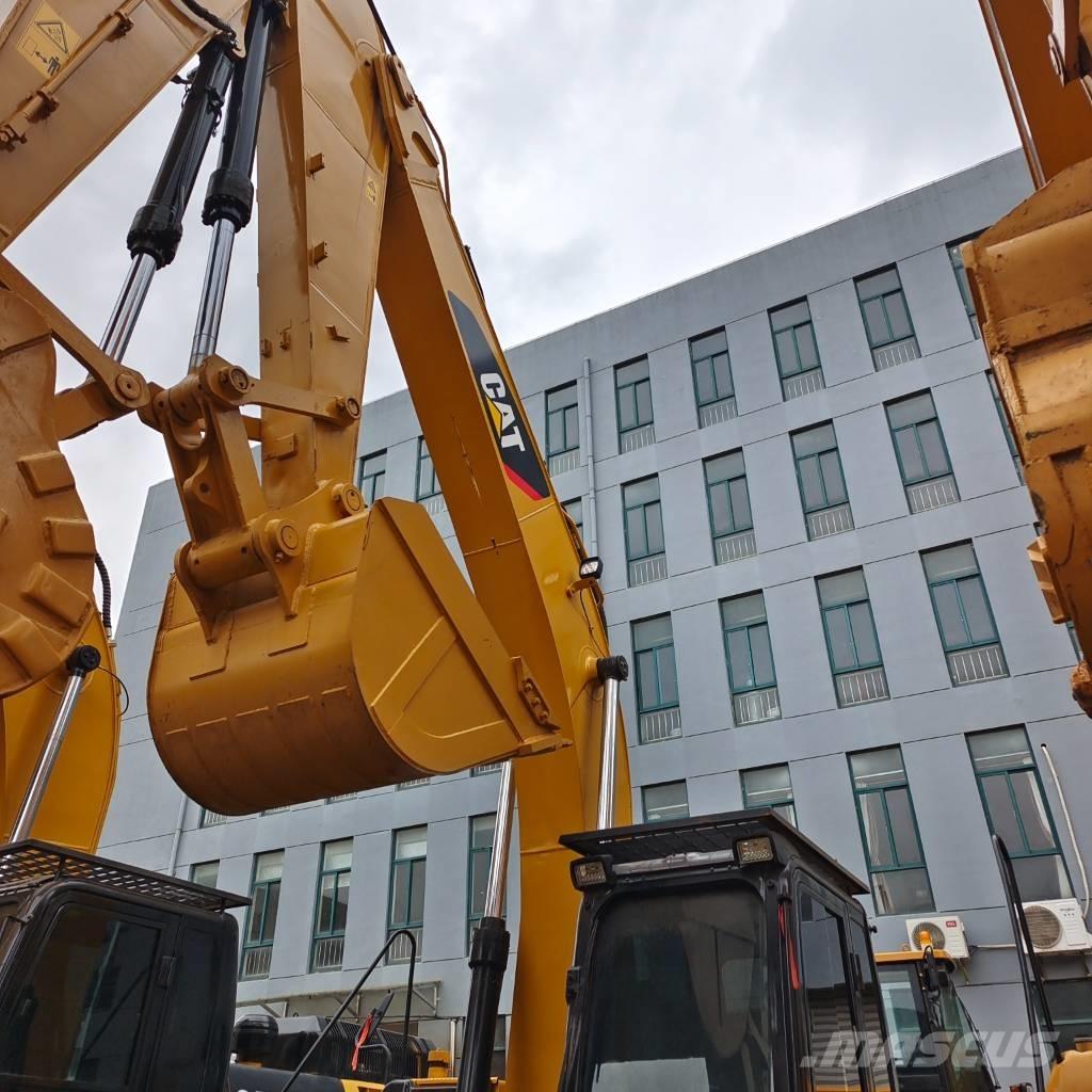 CAT 325D Lánctalpas kotrók