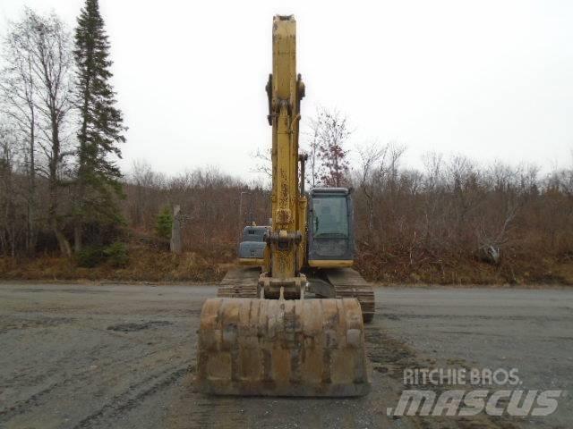 New Holland E 215 Lánctalpas kotrók