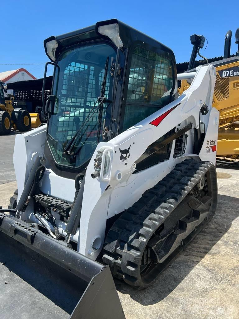 Bobcat T 590 Kompaktrakodók