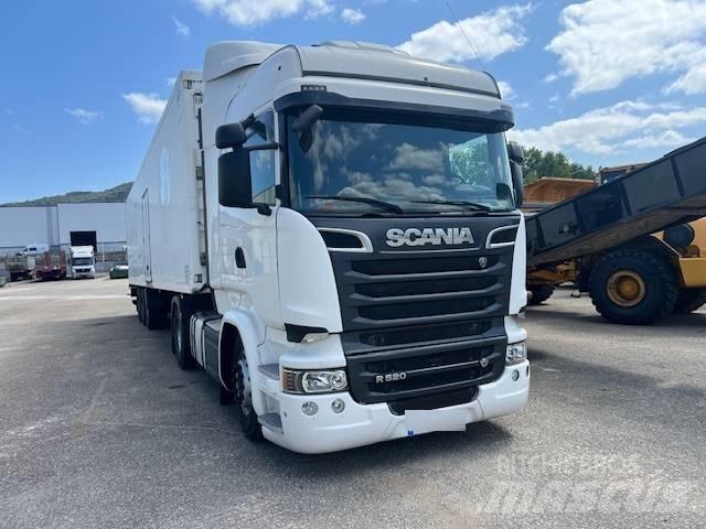Scania R 520 Nyergesvontatók