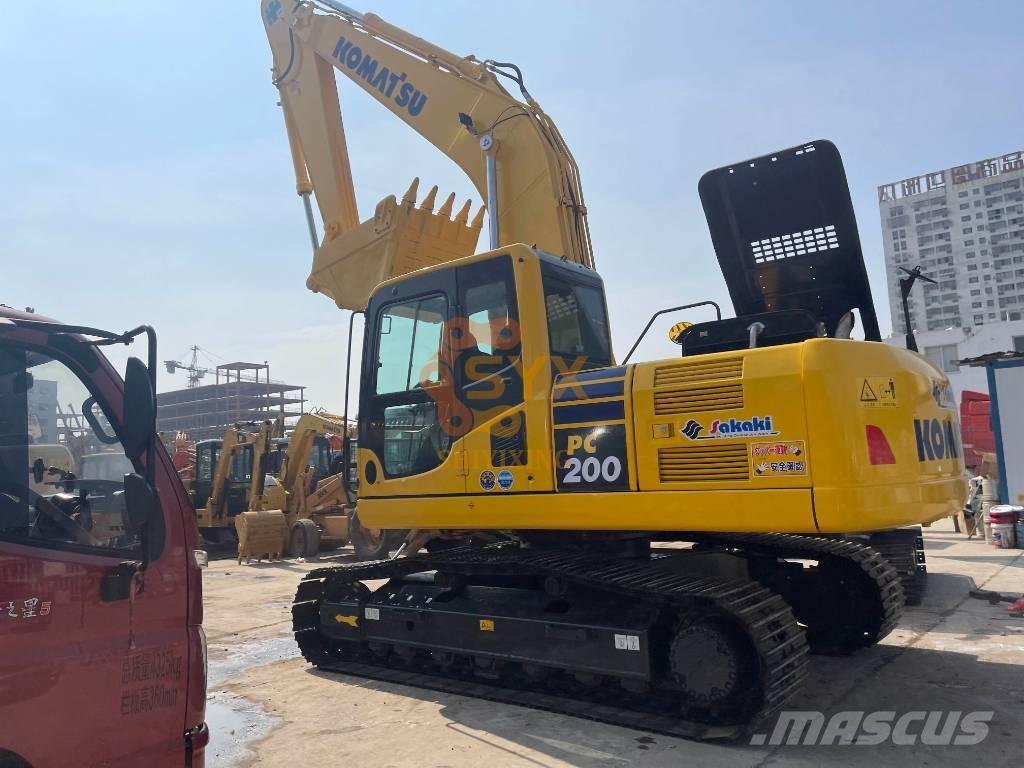 Komatsu PC 200-8 Lánctalpas kotrók