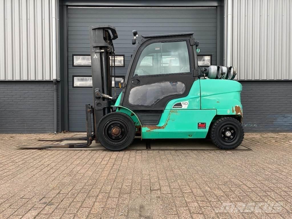 Mitsubishi FG50NT Gázüzemű targoncák
