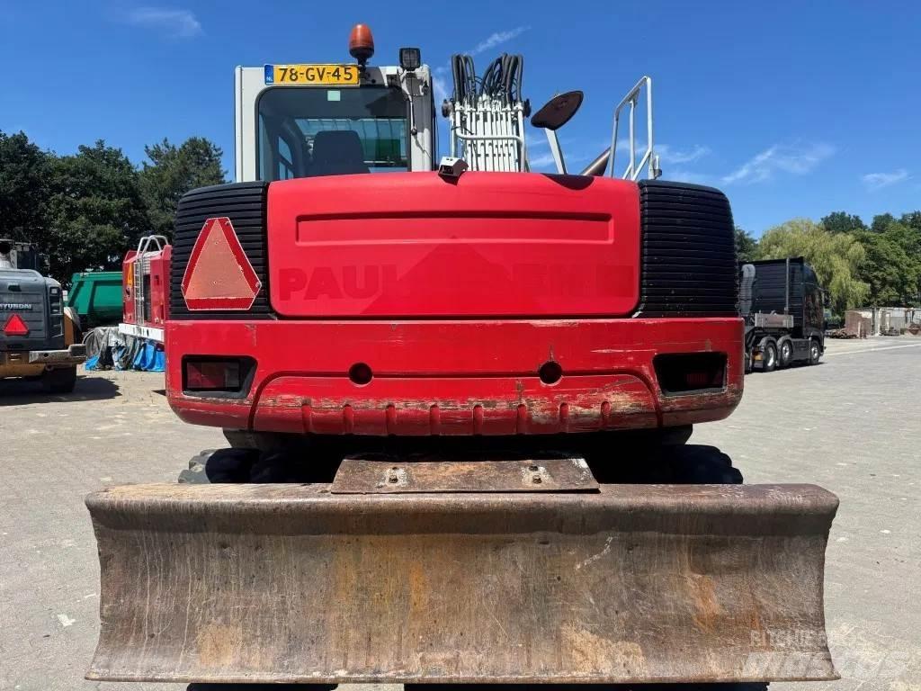 Takeuchi TB1160W Gumikerekes kotrók