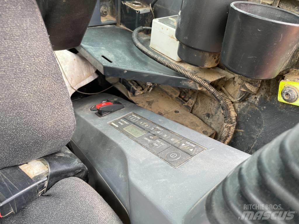 Komatsu PC 138 Lánctalpas kotrók