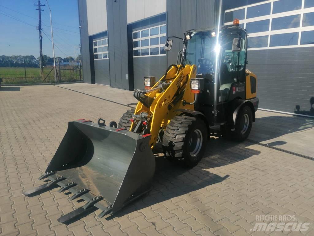 Wacker Neuson WL32 Gumikerekes homlokrakodók