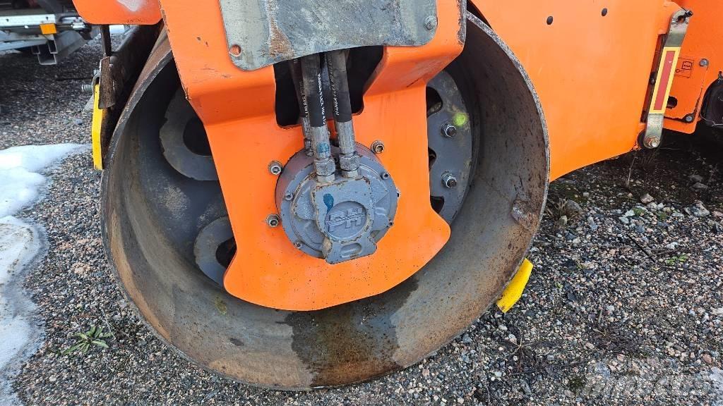 Hamm HD 12 VV Ikerdobos hengerek