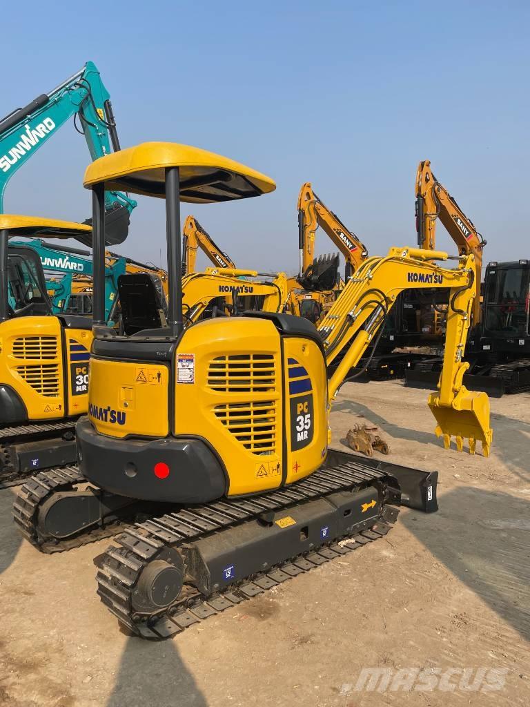 Komatsu PC 35 Mini kotrók < 7t
