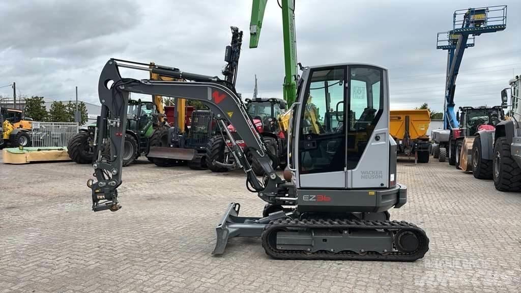 Wacker Neuson EZ36 Mini kotrók < 7t