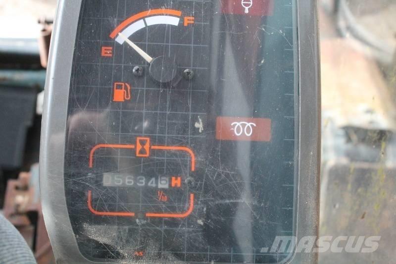 Hitachi EX 60-3 Közepes (midi) kotrók 7 t - 12 t