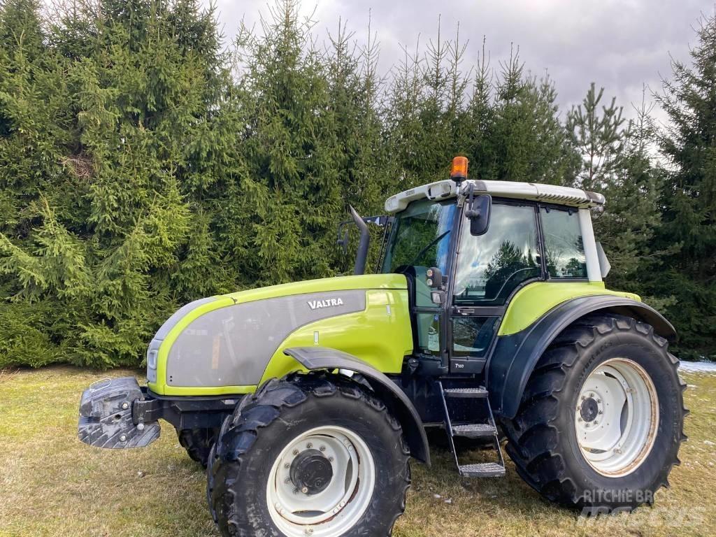 Valtra T 160 Traktorok