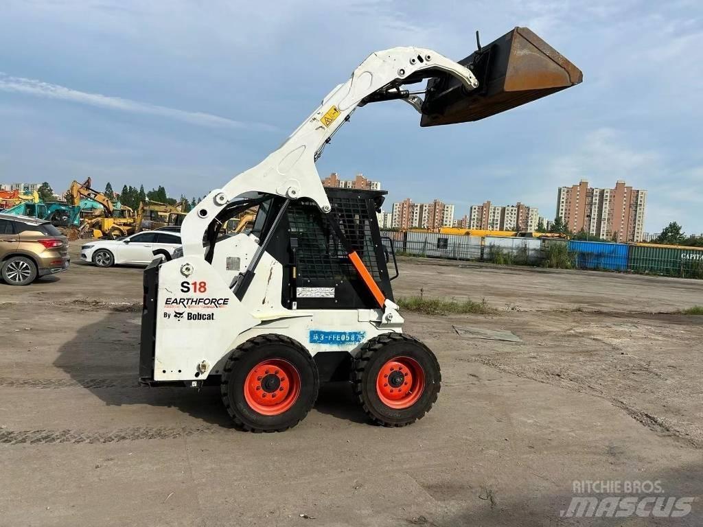 Bobcat S18 Kompaktrakodók
