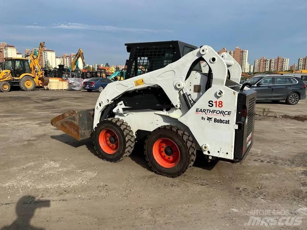Bobcat S18 Kompaktrakodók