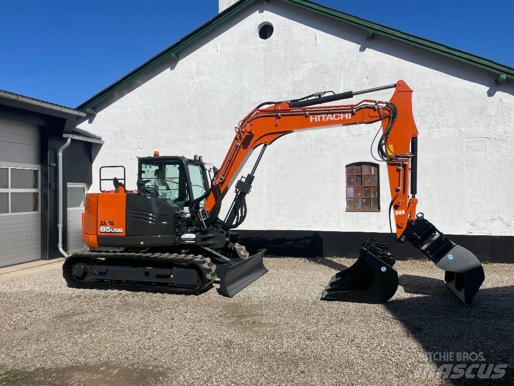 Hitachi ZX 85 Lánctalpas kotrók