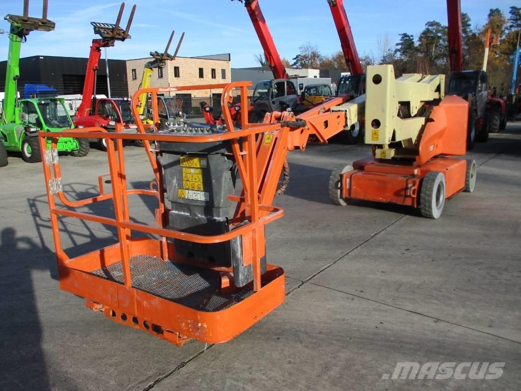 JLG E 400 AJPN (022) Karos emelők