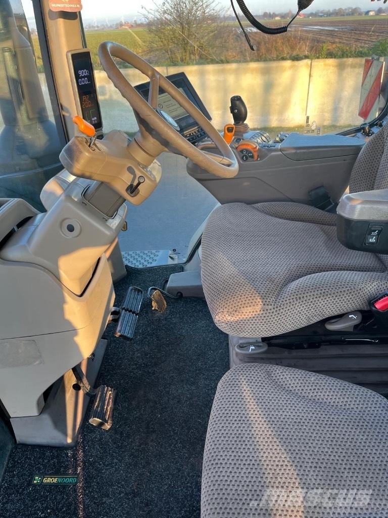 John Deere 8320 R Traktorok