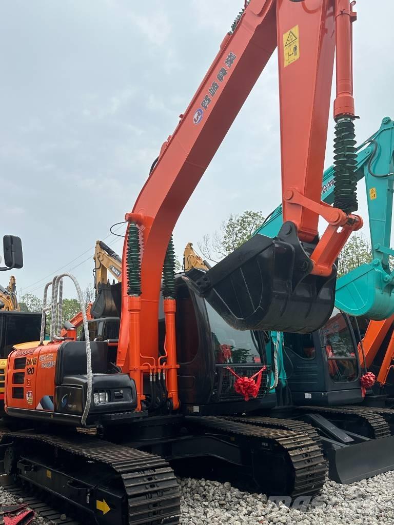 Hitachi ZX 120 Lánctalpas kotrók