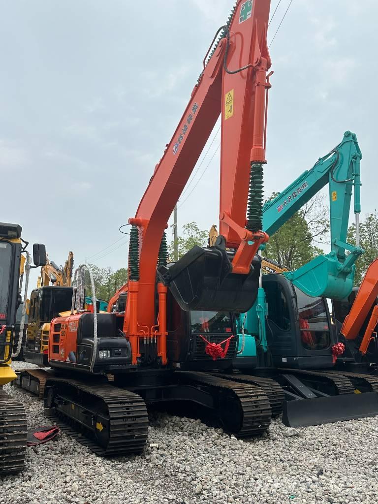 Hitachi ZX 120 Lánctalpas kotrók