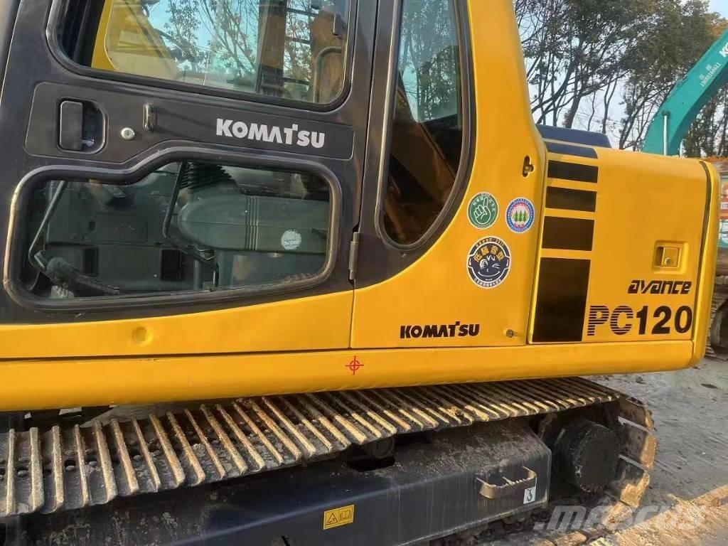 Komatsu PC120-6 Közepes (midi) kotrók 7 t - 12 t