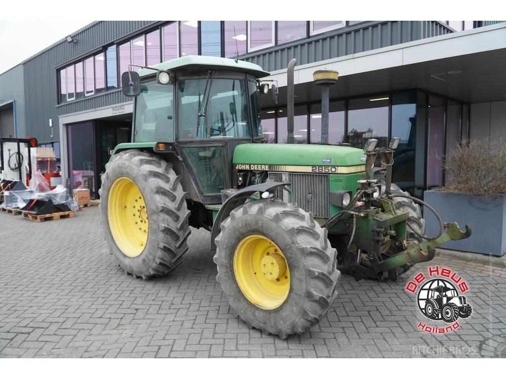 John Deere 2850 Traktorok