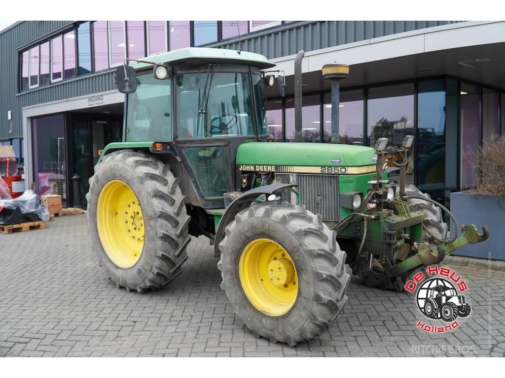 John Deere 2850 Traktorok