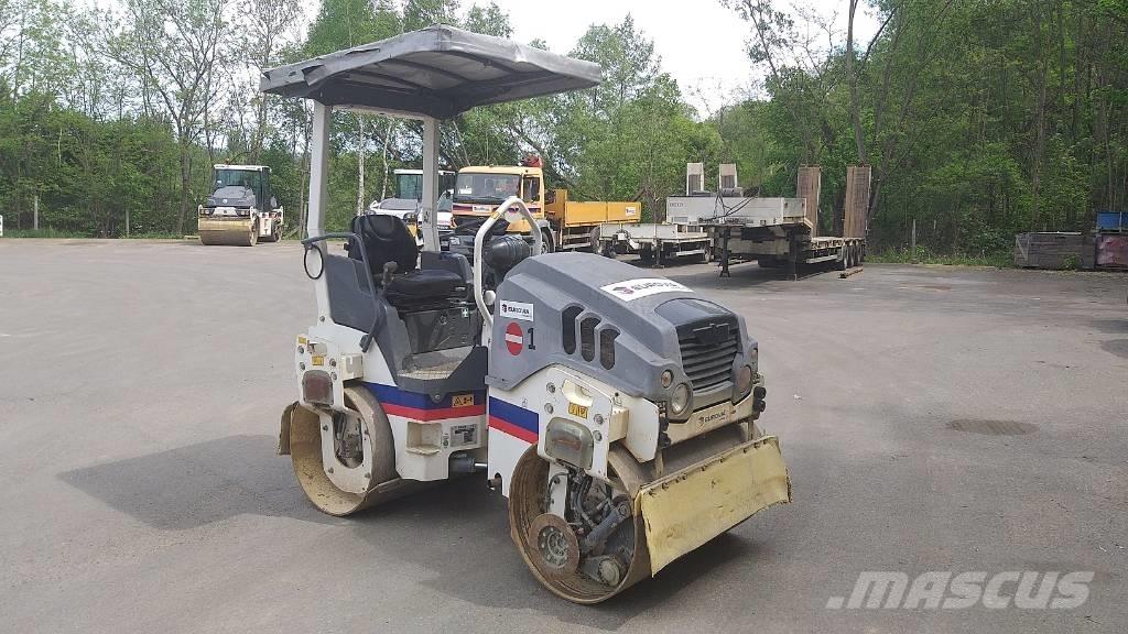 Hamm HD 12 VV Ikerdobos hengerek