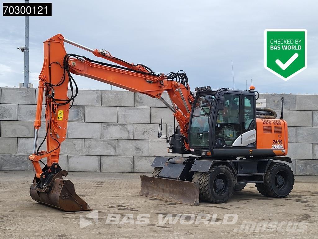 Hitachi ZX140W -6 Gumikerekes kotrók